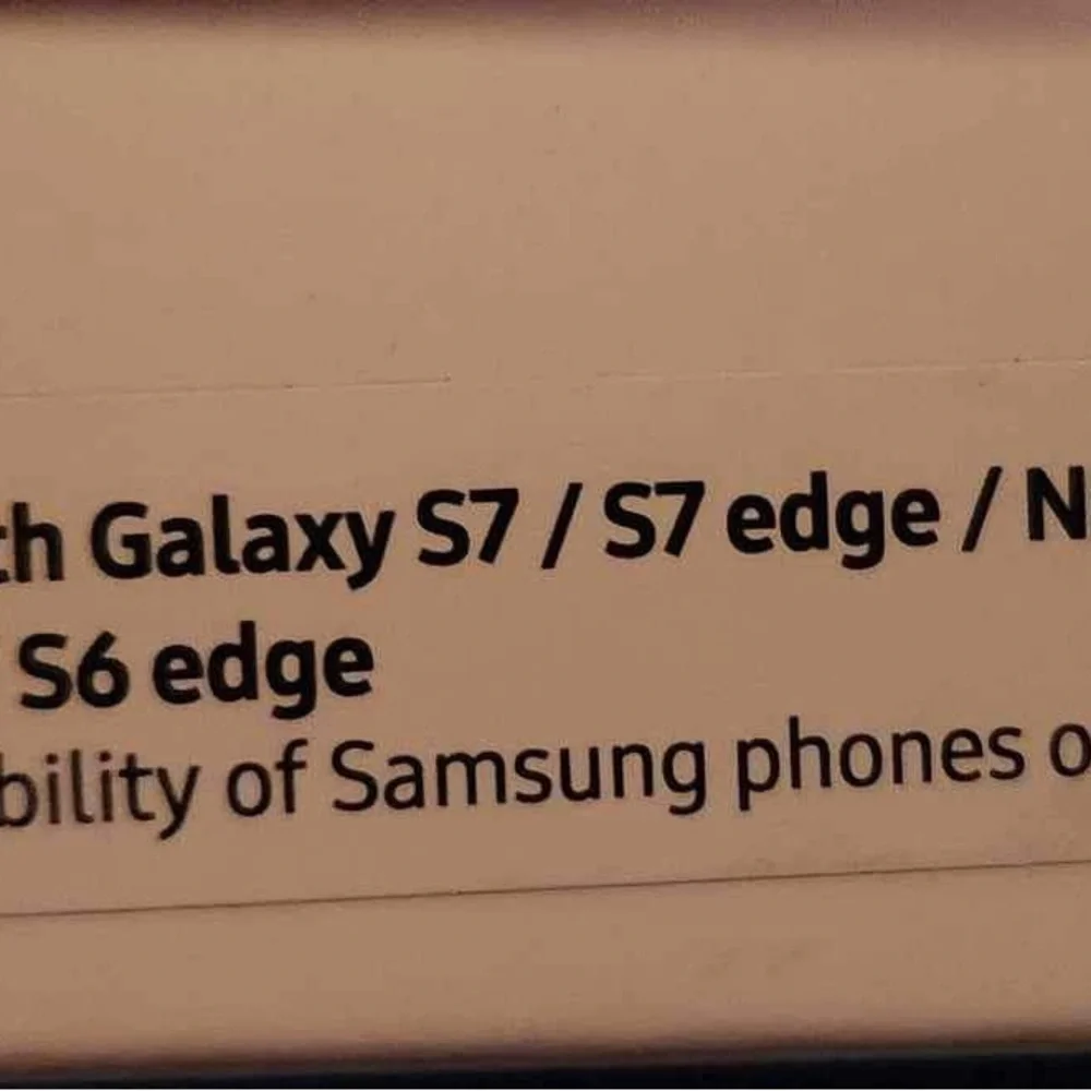 Samsung gear vr headset.
